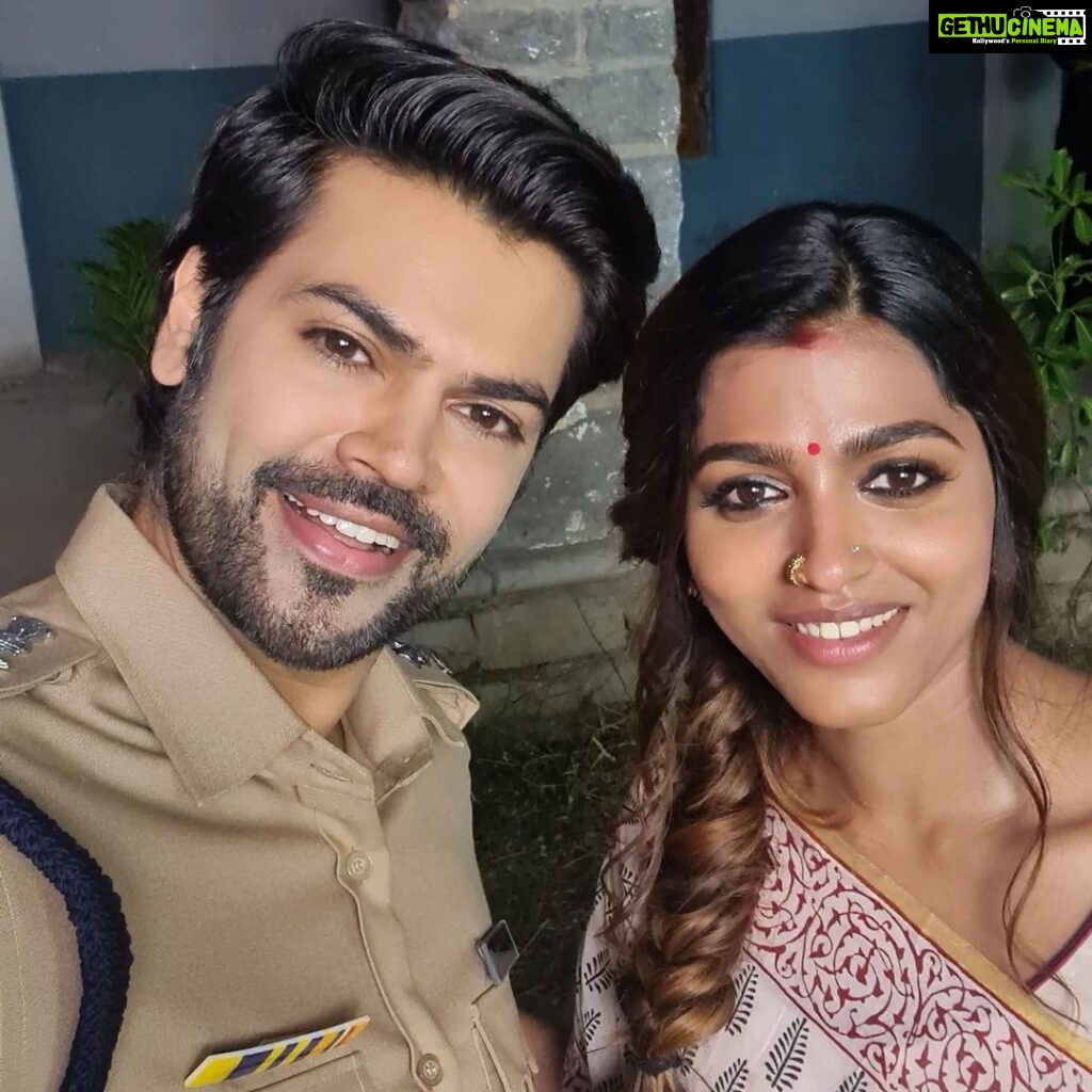 Ganesh Venkatraman Instagram - Had a fantastic journey working with the super talented @saidhanshika in our Telugu film 'Antheema Theerpu' a hard hitting social drama based on a real issue !! It's such a joy when ur fellow co-star is an excellent collaborator and shares the same passion as you in telling stories that create an impact ! @saidhanshika u r a treat to work with 😊 #saidhansika #GaneshVenkatram #vimalaraman #antheematheerpu #telugucinema