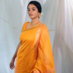 Gayathrie Instagram - Take 2.. . @salomirdiamond @parvathamsuhasphotography