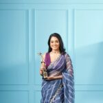 Gayathrie Instagram - Won my first #siima for best debut in Malayalam for this very very special movie called #NnaThaanCaseKodu ! Thank you @ratheesh_balakrishnan_poduval @kunchacks @santhoshkuruvilla for the opportunity to be a part of this incredible movie! And the rest of the team for making the entire experience so memorable! ❤️❤️🤗 I feel blessed to be a part of an industry that I have been in awe of, since forever! ❤️🙏 The love and acceptance I've been receiving since #ntck has been overwhelming! All I have to say in return is, thank you and I love you too! ♥️♥️♥️♥️ Dubai World Trade Center