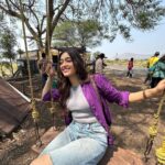 Gayatri Bhardwaj Instagram - Manzil se behetar lagne lage hain ye raaste🌸 . . #highwaylove #bts Mahabaleshwar