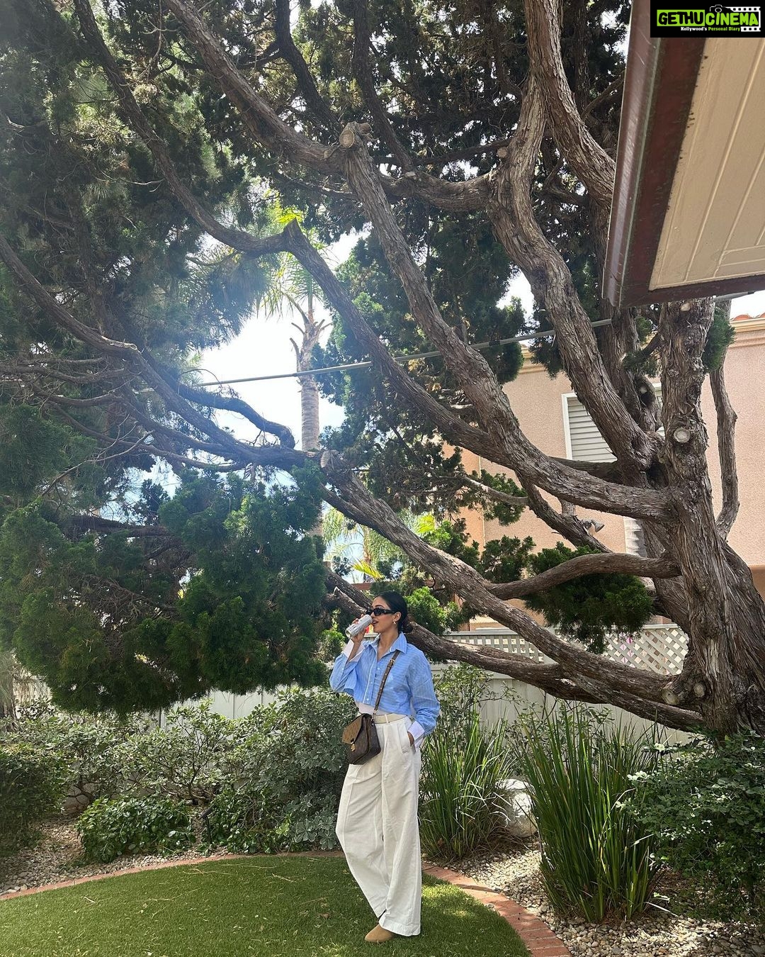 Gayatri Bhardwaj Instagram - Happy as a clam πΊπ§π»ββοΈ La Joya San Diego