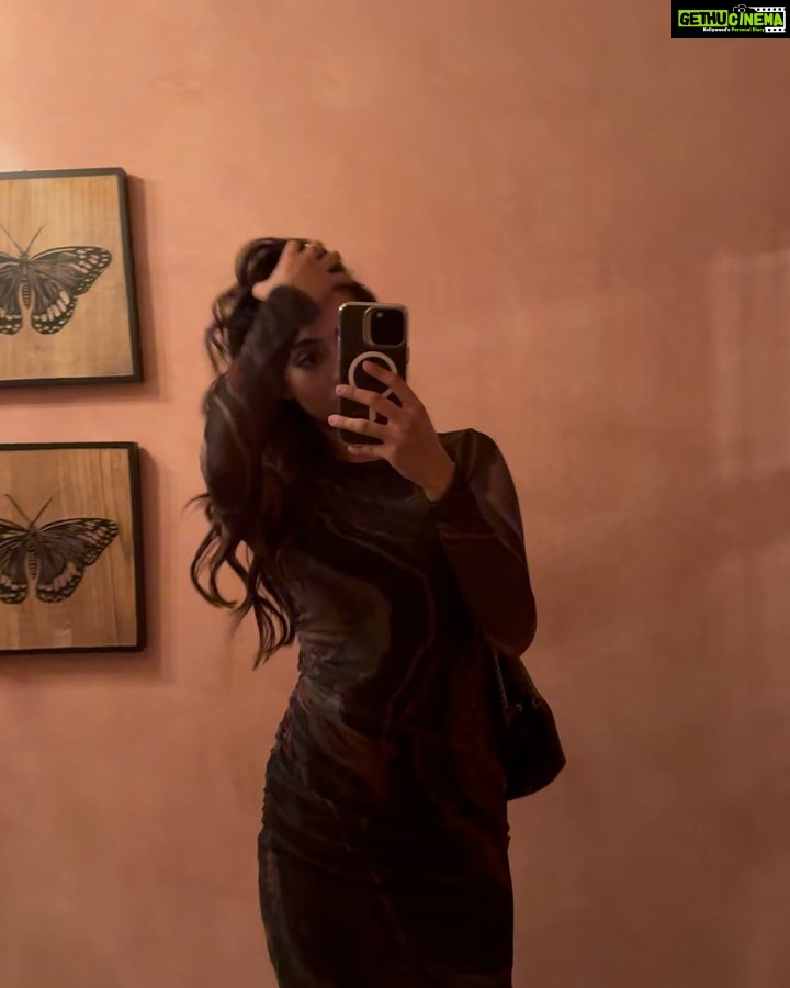 Gayatri Bhardwaj Instagram - Outfit too aesthetic to not be on the feed🤓 Hyderabad