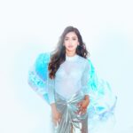 Gayatri Bhardwaj Instagram - Felt like a literal mermaid🫧 Shot by the brilliant @tejasnerurkarr ✨ Makeup and hair by my lovely @shivani.shettyehmua Styling by @tryagaintoobad @timestalent @rishubartaria @reema_rathod @sneha.charless 💕 Mumbai, Maharashtra