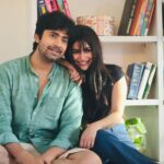 Gourab Roy Choudhary Instagram - Thanks for showing so much love to #boledao ♥️♥️ #200kviews #rohinisayak 🌸Link in Bio🌸 @svfmusic @gourab_official @timirbiswaslive @iammony @riya.debroy @thisissoumyadipc . . . . . . . . . #expressyourlove #seasonoflove #svfmusicsingle #thankseveryone