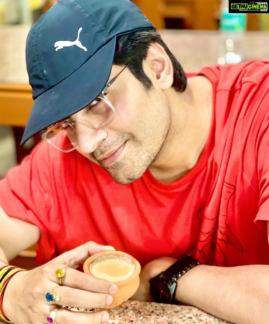 Gourab Roy Choudhary Instagram - In the heart of Bengal, the whispering soul of tradition comes alive in a simple 'bharer cha'. Like the delicate aroma of tea leaves unfolding in a soil-made cup, the richness of Bengali culture blossoms in each shared sip, reminding us that warmth and wisdom often dwell within the simplest pleasures.....
