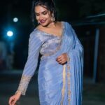 Hari Teja Instagram - Coco Cola pepsiiii balayyya babu sexy ……😎😎 From the trailer launch event of Bhagavanth kesari …🔥💥 Wearing: @aaliyadeeba_official 💜 styled by @impriyankasahajananda ❤️ Accessories : @kushalsfashionjewellery PC: @relivevisuals @whoisindrasena #styledbypriyankasahajananda 🥰