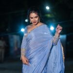 Hari Teja Instagram - Coco Cola pepsiiii balayyya babu sexy ……😎😎 From the trailer launch event of Bhagavanth kesari …🔥💥 Wearing: @aaliyadeeba_official 💜 styled by @impriyankasahajananda ❤️ Accessories : @kushalsfashionjewellery PC: @relivevisuals @whoisindrasena #styledbypriyankasahajananda 🥰