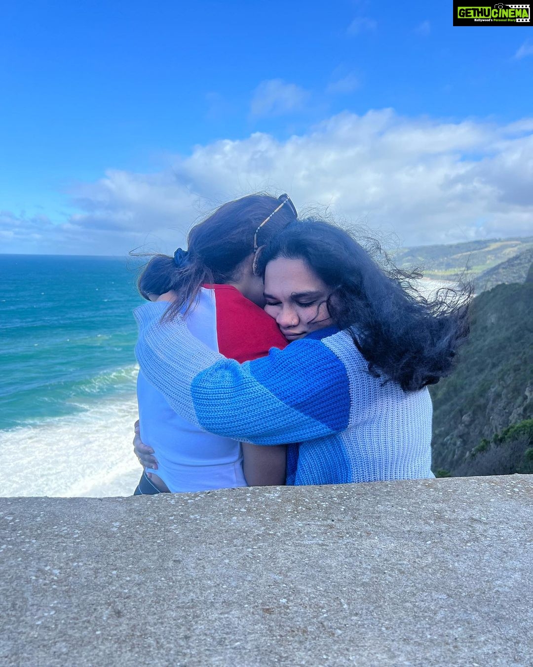 Hari Teja Instagram - I fell in love with beaches again. Great Ocean Road