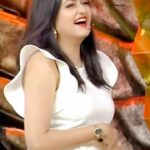 Harika Narayan Instagram - Live • Love • Laugh 🤍 . . . Video edit : @harika_narayan_diehard_fan . . . #love #shootdiaries #performer #happiness #highonlife #harikanarayan #spreadingmyenergy