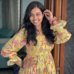 Haripriya Instagram - 💛🌸🌼 . . . . #Haripriya #haripriyasinger Hyderabad