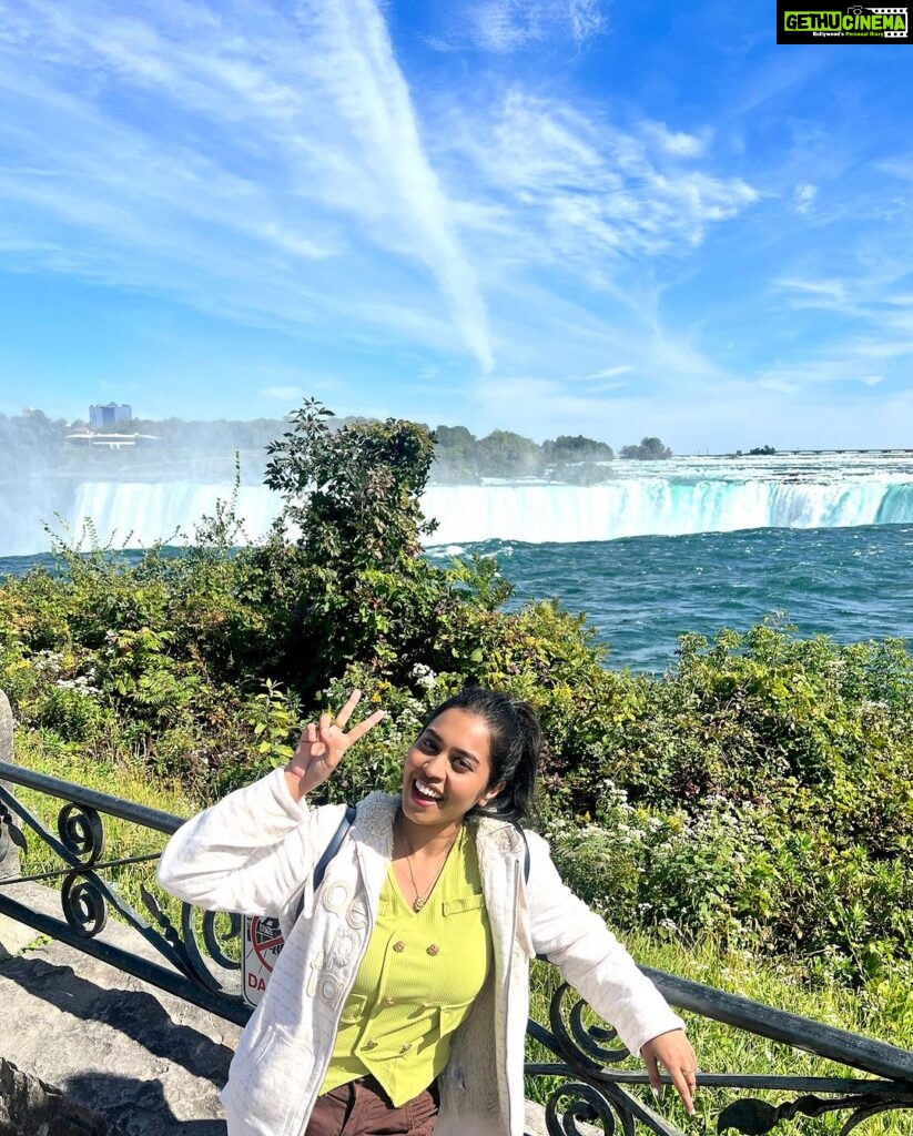 Haripriya Instagram - 🌈🍁✨ Niagara Falls, Ontario