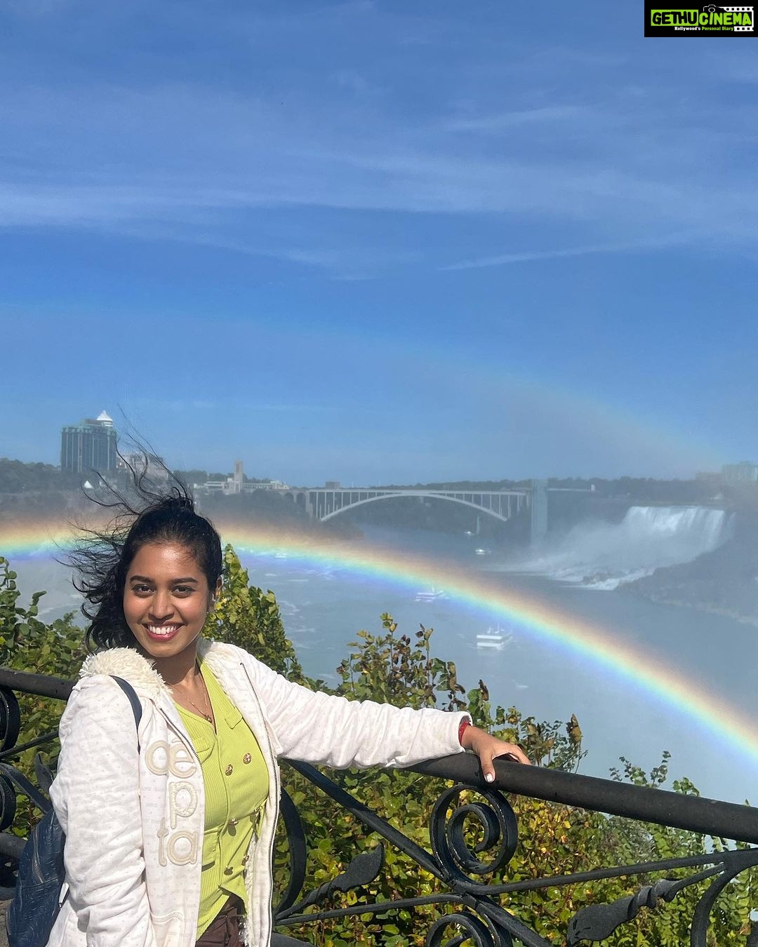 Haripriya Instagram - 🌈🍁✨ Niagara Falls, Ontario