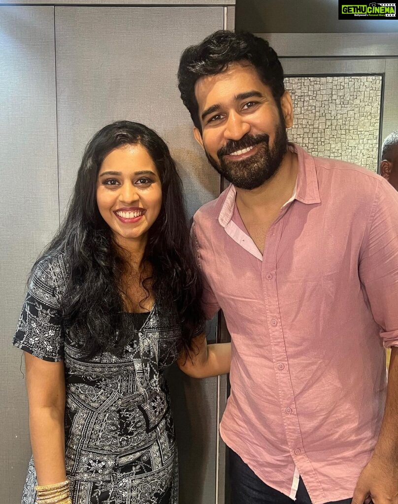 Haripriya Instagram - It was a pleasure working with @vijayantony❤️🤍 Thank you @noiseandgrains @karya2000 @itisveer for making this show happen. Hugs to all the amazing artists for making it memorable ✨🙌🏼🔥 Until next time 🫶🏼💫🧿 Chennai, India