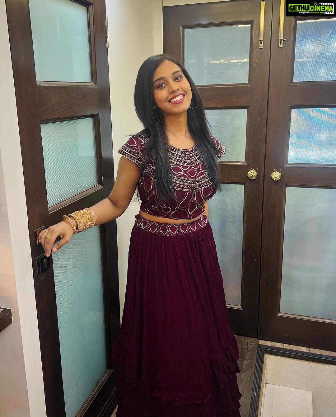Haripriya Instagram - Only good vibes π«ΆπΌβ¨π§Ώππ€ Outfit : @styl_chennai #grateful