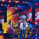 Haripriya Instagram - Mascara Potu Mayakkuriyae ❤️‍🔥 @vijayantony live in concert at YMCA Nandhanam-Chennai. @noiseandgrains @karya2000 @itsveer @balaji_durai_bd @noiseandgrainsmovies CoSingers : @singer_vrusha__ @adithyark.music @vinayaseshan @singer_diwakar @haripriyasinger @reshmashyam @santhosh_music_ Host: @makapa_anand Bouncers : @expendables_bouncers_offical @sathiya_expendables_bouncers #vijayantony #vijayantonysongs #vijayantonymusical #vjantony #machakanni #naakumukka #chennaievents #chennaimusic #chennai Chennai, India