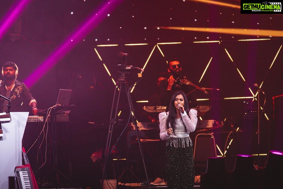 Haripriya Instagram - 🤍🎤✨🕊️ Pc : @alagaanstudios 📸