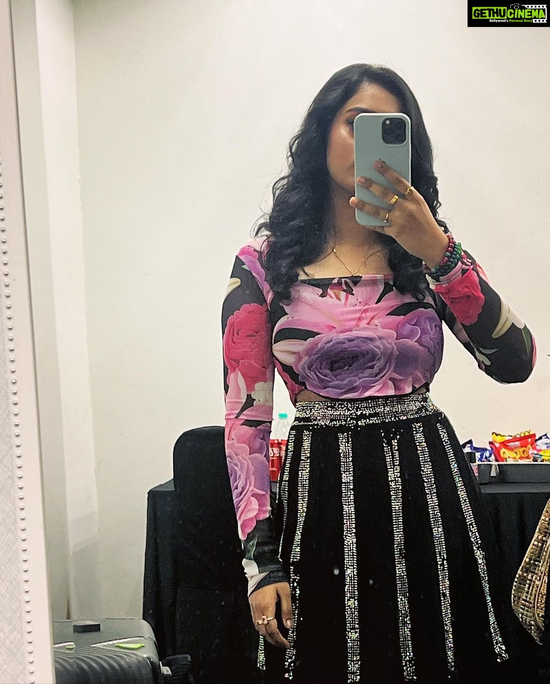 Haripriya Instagram - #camerarolldump 💚🤍 . . . . #Haripriya #haripriyasinger #concertdiaries #music #peace #happiness Kuala Lumpur, Malaysia