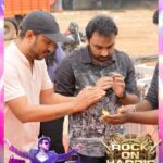 Harris Jayaraj Instagram - The set work begins!! 🤩 Just 5️⃣ more days to go!! 💫 “ROCK ON HARRIS - Live In Concert, Chennai” 🎸 27/10/2023 at YMCA Nandanam Book your Tickets NOW @insider.in (Link in bio) 🎫 @jharrisjayaraj @noiseandgrains @therouteofficial @fortunee_studios @jagadish_palanisamy @karya2000 @itisveer @itssuryakumar_sk #RockOn #HarrisJayaraj #NoiseandGrains #Chennai