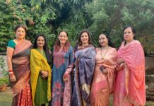 Hazel Keech Instagram - Another Karvachaut done, today with these mad/lovely women all thanks to @paveela ❤️ thanks for taking me in. In the end waiting for the moon to come out