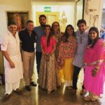 Hazel Keech Instagram - Traditions- some we have from childhood, some we follow our family members and some we pick up along the way. Karwa chaut was always something i saw in movies and tv serials, not a tradition anyone in my family kept, but thanks to these beautiful people guiding me each year with so much love, acceptance and support, I follow this tradition now. Missing all of you this year ❤️