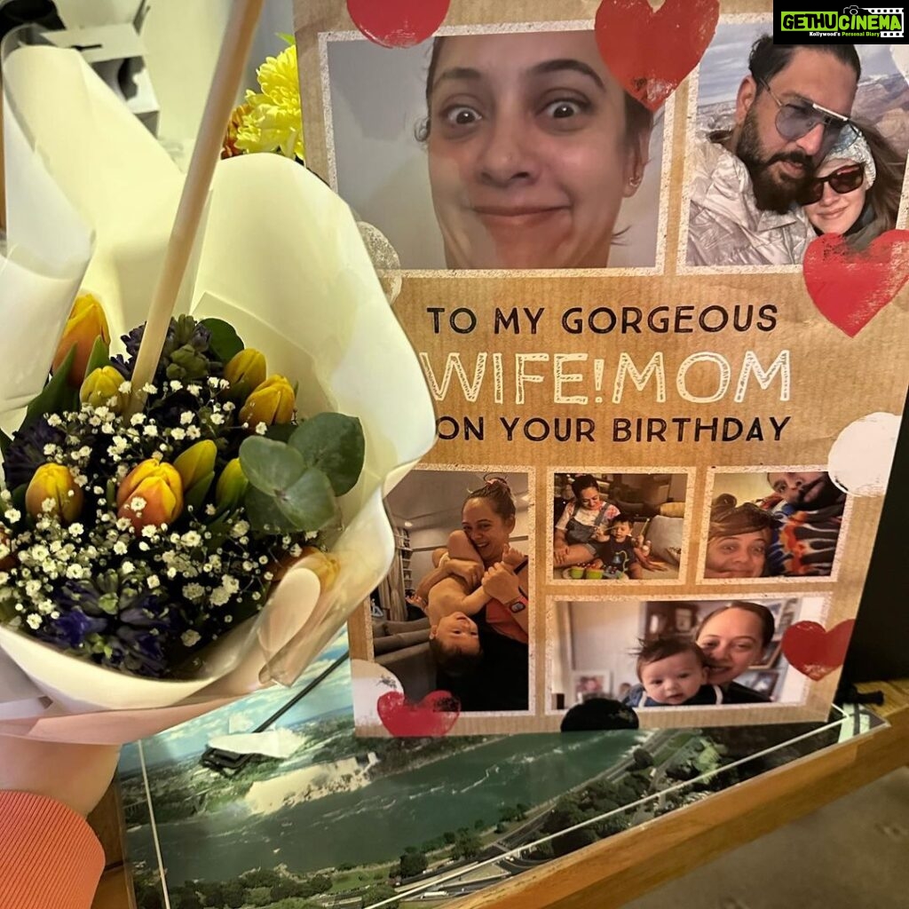Hazel Keech Instagram - Thank you husband. Best card you ever made me ❤️ thank you for the flowers