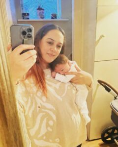 Hazel Keech Instagram - This time last year i didn’t celebrate my birthday because god have me the best gift…. Little Baby O ❤️