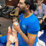 Hazel Keech Instagram - Little Mascot ❤️ we love you Daddy team Yuvi @yuvisofficial