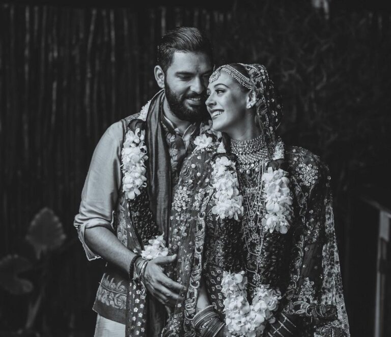 Hazel Keech Instagram - When we first met i knew, in that moment, something big had happened…. but i didnt know what. I didnt know then that my life would be changed forever. Happy 5 years to the biggest change I never saw coming and a happy ever after i wasnt looking for…. Thank you for completing my life! The words “i love you” dont cut it, but itll do xxx @yuvisofficial