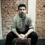 Hazel Keech Instagram - Now is the time to be your best self. When can i book @zaheer_khan34 ? @prosport_fit