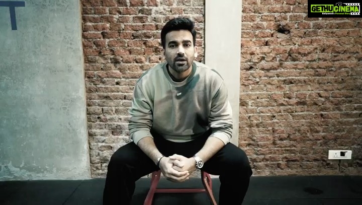 Hazel Keech Instagram - Now is the time to be your best self. When can i book @zaheer_khan34 ? @prosport_fit