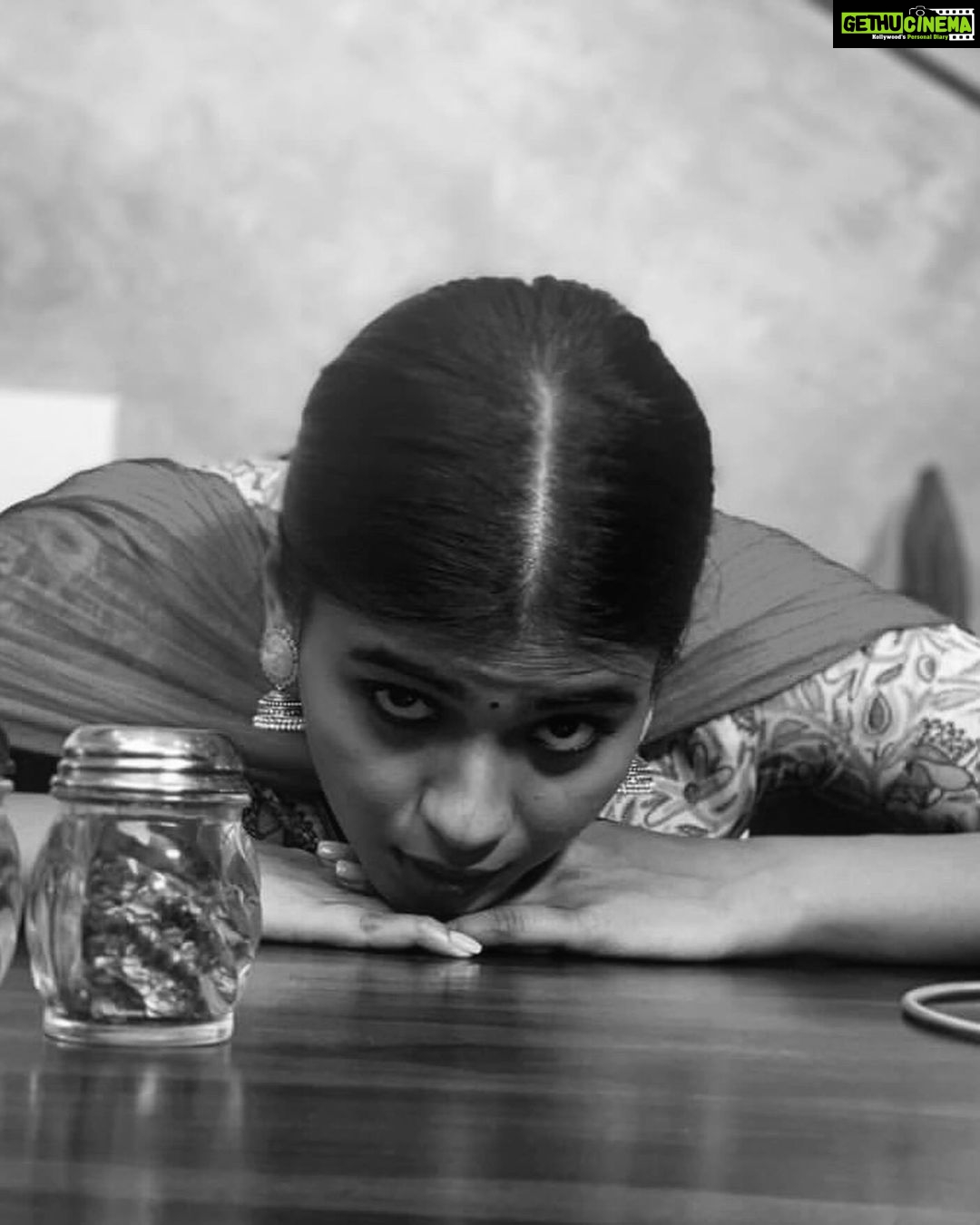 Hebah Patel Instagram - It’s out midnight!! One closest to my ❤️🩹 #thegreatindiansuicide