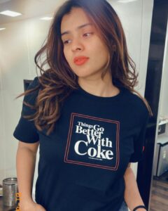 Hebah Patel Instagram - Full of 💩