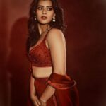 Hebah Patel Instagram – Styled by @officialanahita
Outfit: @sanjevmarwaahaofficial @fashionsignatureofficial 
Jewellery: @adornablesbysonalimehra
Pic: @adrin_sequeira 
Footwear: @septembershoes 
Makeup and hair: @emraanartistry