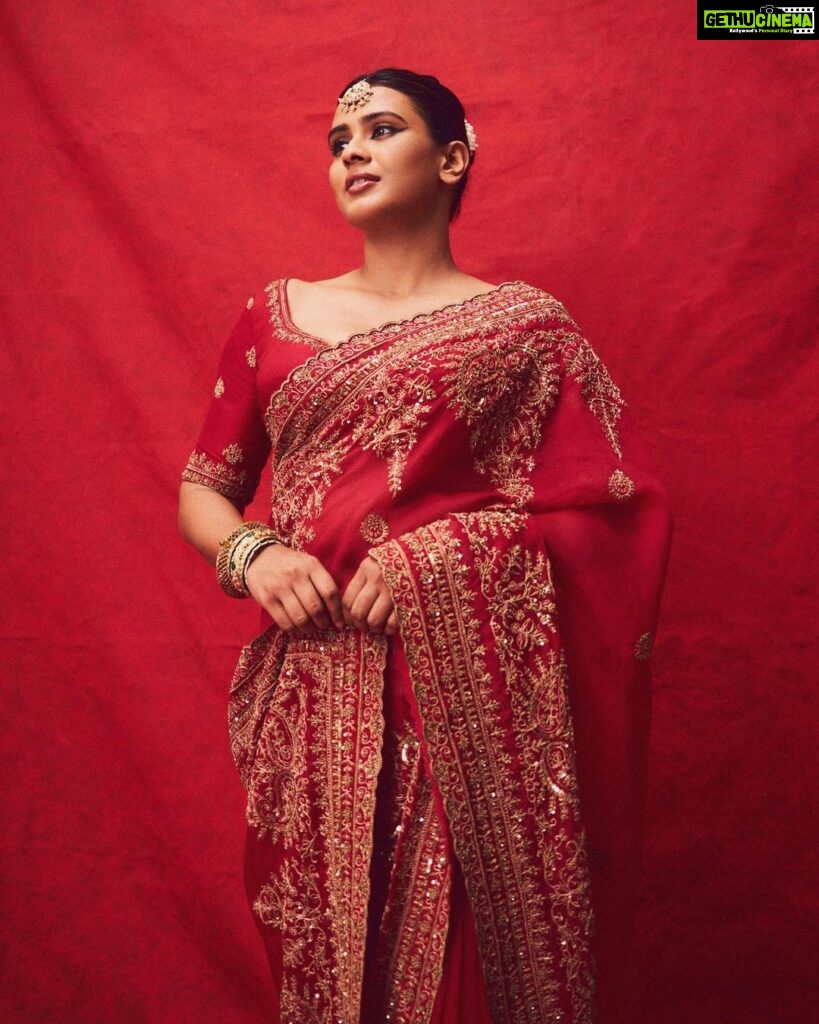 Hebah Patel Instagram - #NATS day 2 Outfit - @jigarmaliofficial Hmu - @danielbaueracademy Styled by - @who_wore_what_when Photography - @chandrahas_prabhu