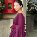 Helly Shah Instagram - Good वाइब्स only 💜 @styling.your.soul @sutra.clothing