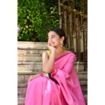 Helly Shah Instagram - Let your saree do all the talking 🌟🥰 Styled by @akankshakawediastyle Outfit by @raw_mango Jewellery by @theater.xyz @_shophermosa_ Clicked by @snehzala #namastevietnam #namastevietnamfestival #iffw #namastevietnam2023