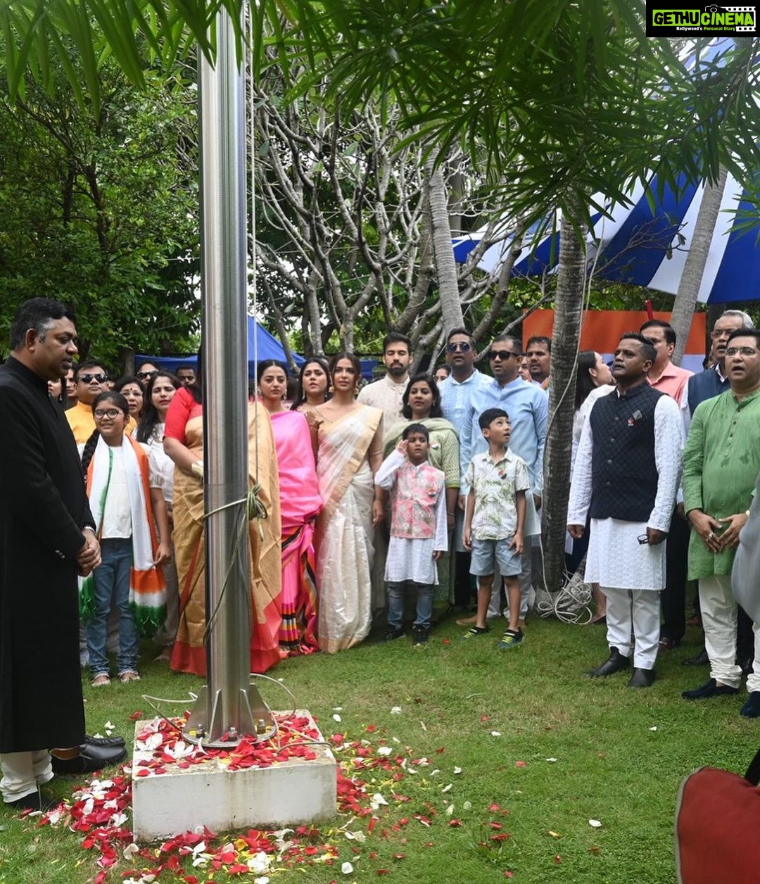 Helly Shah Instagram - Some pictures and snippets that I forgot to post ✨ Slide 1 to 5 - Independence Day Celebration with the Consulate General of India in Vietnam @cgihcmc and other delegates . What a proud moment ❤️ Slide 6 - With the most humble @anupampkher sir 🥹 He is truly the best and so much to learn from ❤️ Slide 7 - Dancing our hearts out on Kajra re at the grand opening with Alisha Chinai Ma’am and @avikagor 😄 Slide 8 - With madam CG , spouse of the Consulate General of India Mr. Sethi sir . Slide 9 & 10 - At the film seminar between Indian and Vietnamese Cinema . #namastevietnam #namastevietnamfestival #iffw #namastevietnam2023