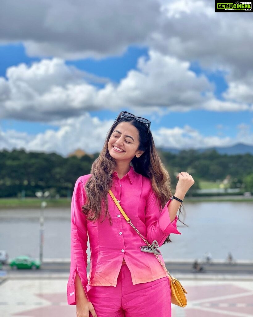 Helly Shah Instagram - More days like these , pls & thanks 🙂 Outfit: @alluviajaipur Styling: @styling.your.soul DaLat, Vietnam