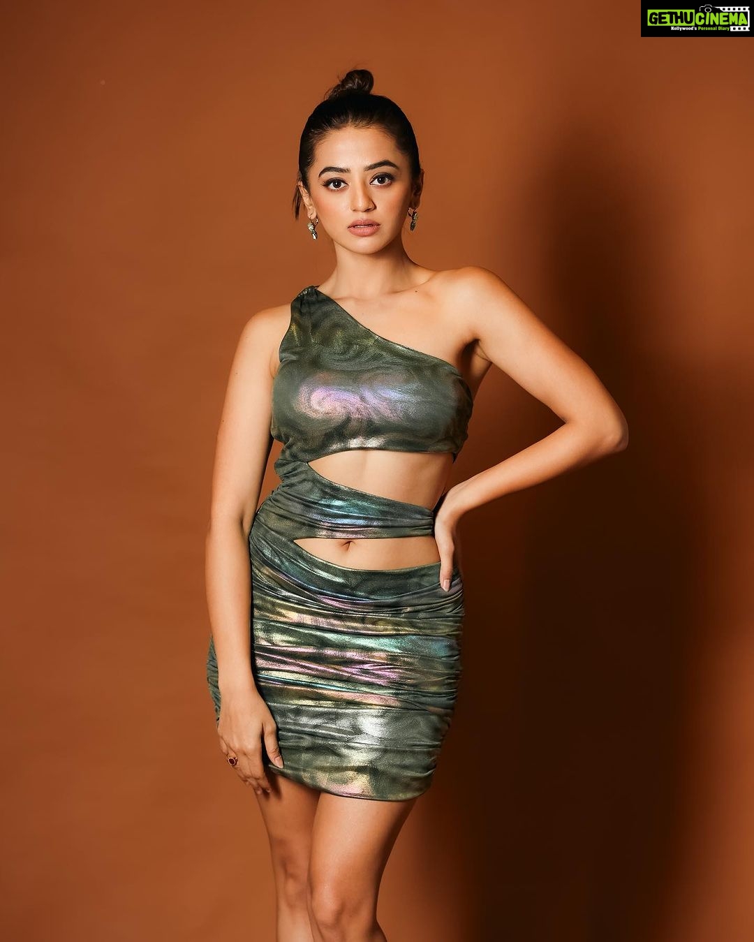 Helly Shah Instagram - & ima only get finer ✨🧿