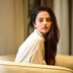 Helly Shah Instagram – Silent echoes of the heart ❤️

📸 @aashkapatelphotographyy
