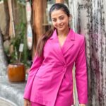 Helly Shah Instagram - Well , If you aren’t crocin’ you aren’t rocking 🙃🌟 Wore this perfect hot pink pant suit by @saltattire in Vietnam and couldn’t help but pair it with my most fav crocs ✨🌝 Outfit: @saltattire Styling: @styling.your.soul
