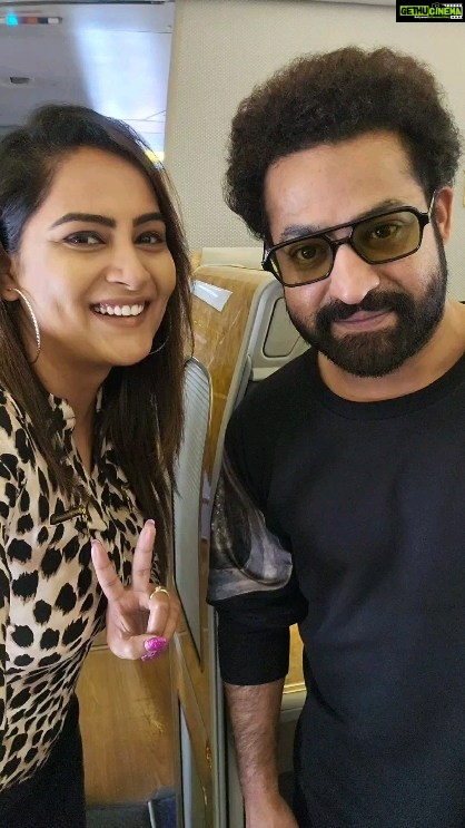 Himaja Instagram - No words 🤩 @jrntr ✨ #fanmoment #siima #mademyday #devara #ntr #jnntr #happyflight