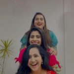 Himaja Instagram - Full on Pagalpanti 😉😜🤭 Fun @kajalrj @itshimaja #friends #funnyreels #masti #pagalpanti #trendingreels