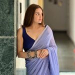 Himanshi Khurana Instagram - Happy Raksha Bandhan 🪻 Saree @eternitybysakshi