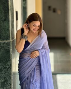 Himanshi Khurana Instagram - Happy Raksha Bandhan 🪻 Saree @eternitybysakshi