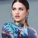 Himanshi Khurana Instagram - 💅🏻. Mua @prabhleenkaur_artistry Jewel @urbanmutiyar