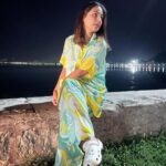 Hina Khan Instagram - The most beautiful, serene and calm Dal lake at night.. #kashmirdairies #DilSeKashmiri #kashmirigirl #panenkasheer ❤️