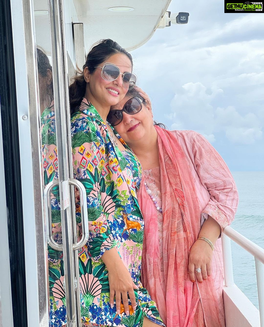 Hina Khan Instagram - "From the days of my innocence, when you acted as my brave protector amidst a selfish world, to this present moment wherein roles have reversed and I find myself standing guard for you - life has truly come around, Mom. You've been my rock, my guide, and my constant. Now, it's my responsibility, my duty, and my honor to shield you from any harm..I earnestly pray, today and always, for a universe that showers you with endless blessings, love, peace and good health.. To every child, thr comes a time when u hv to take charge and become the care giver to your parents..And we all must do it as best as we can 🙏🏻 Happy Birthday Maa.. From us and Dad ❤️