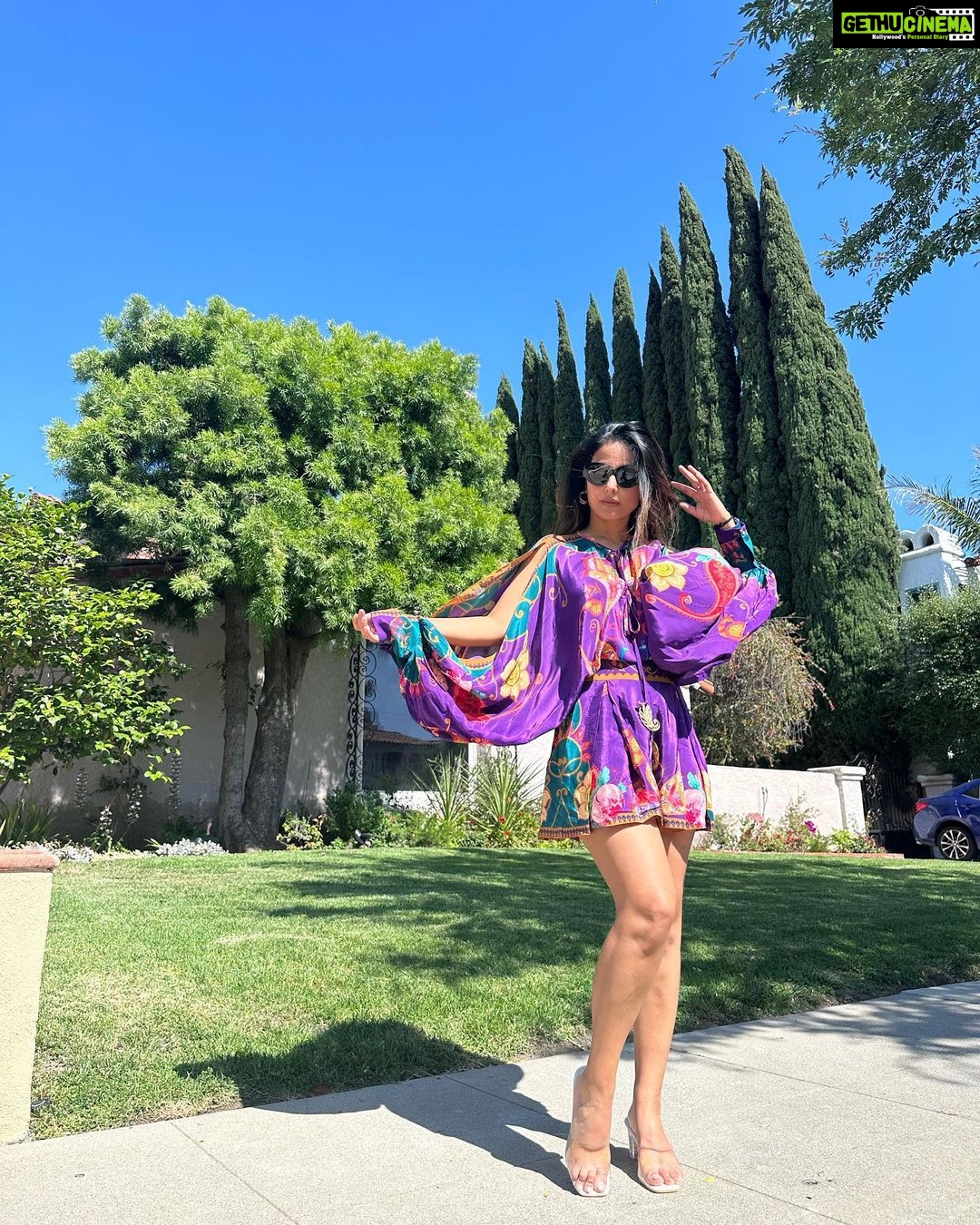Hina Khan Instagram - Somethingās are worth the splurgeš¬ #rodeodrive #losangeles #beverlyhills Rodeo Drive