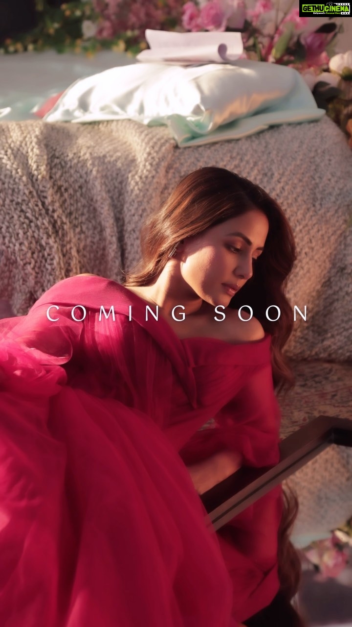 Hina Khan Instagram - Something special, which you all had requested many times is finally coming into reality. PRESENTING TO YOU MY FIRST EVER … #ComingSoon #Debut